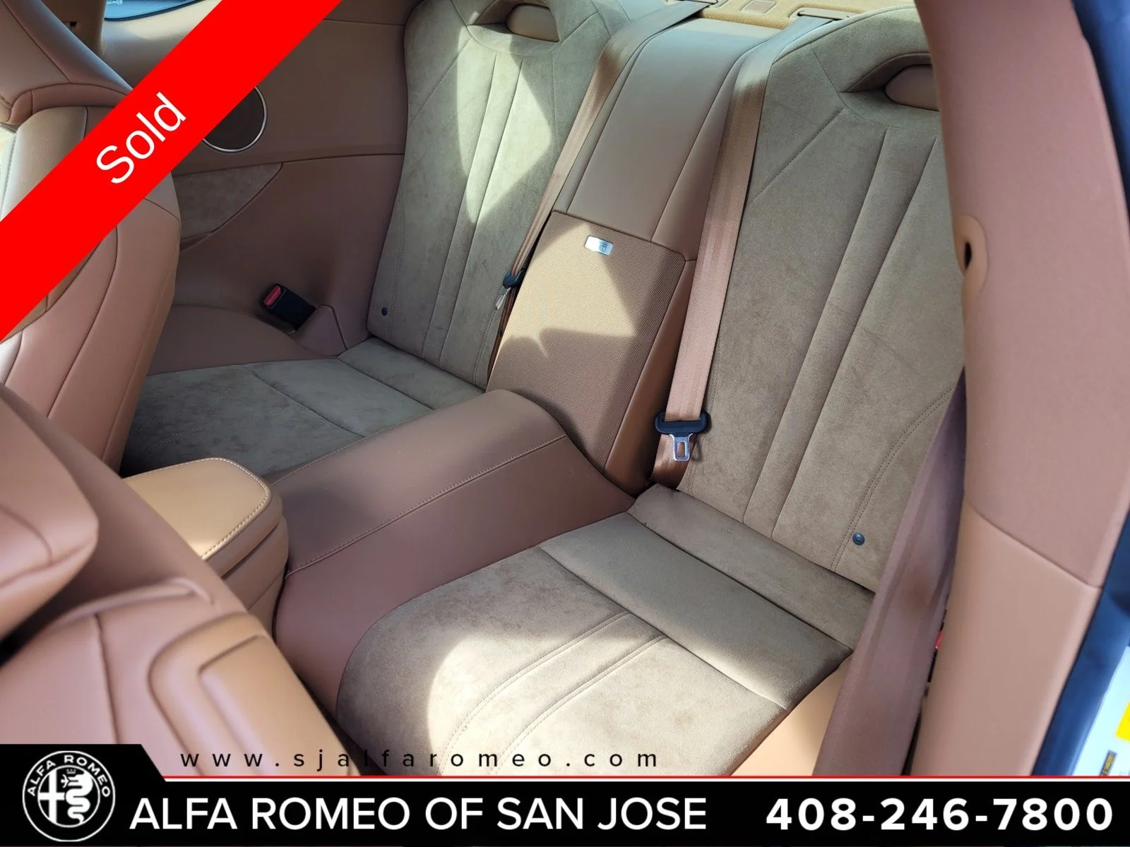Used 2019 White Lexus 500h image 10