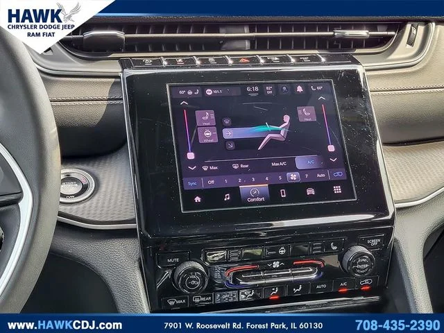 Certified Used 2025 Black Jeep Altitude X image 21