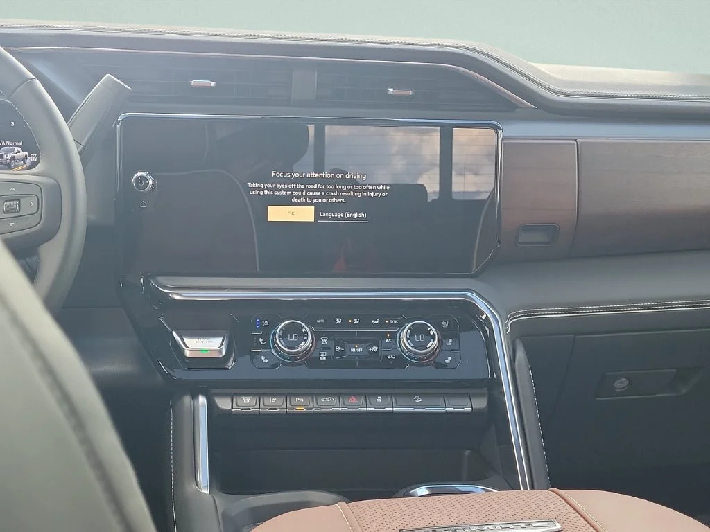 New 2026 Glacier White Tricoat GMC Denali Ultimate image 15
