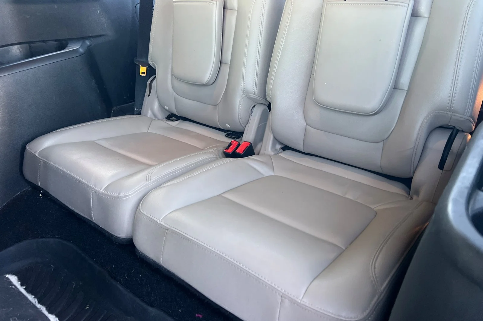 Used 2019 White Ford Limited image 15