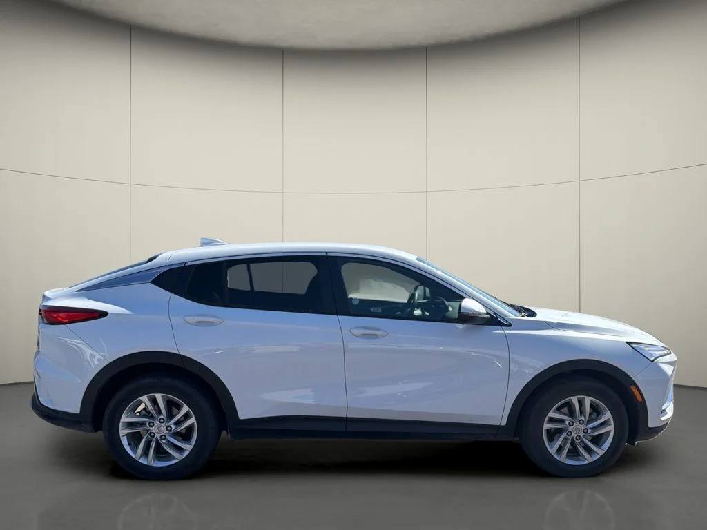 Used 2026 White Buick Preferred image 8