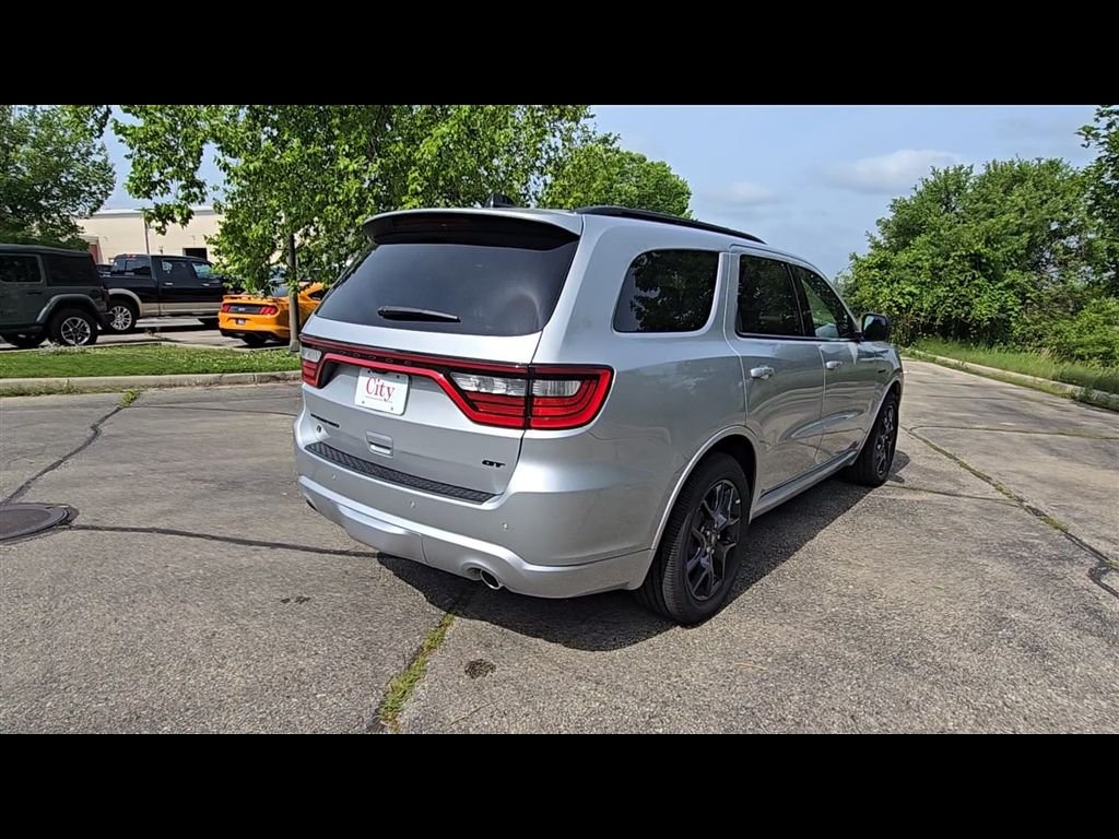 New 2026 Triple Nickel Exterior Paint Dodge GT Plus HEMI V8 image 7