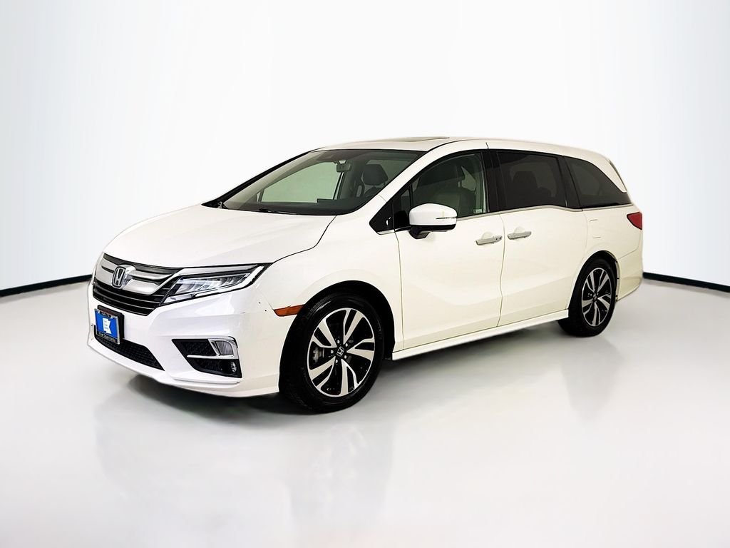 Certified Used 2019 White Honda Elite image 3