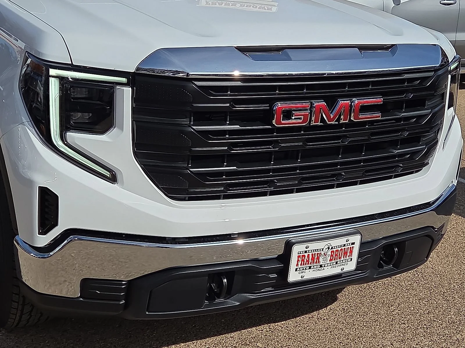 2026 GMC Sierra 1500 Pro - Photo 7
