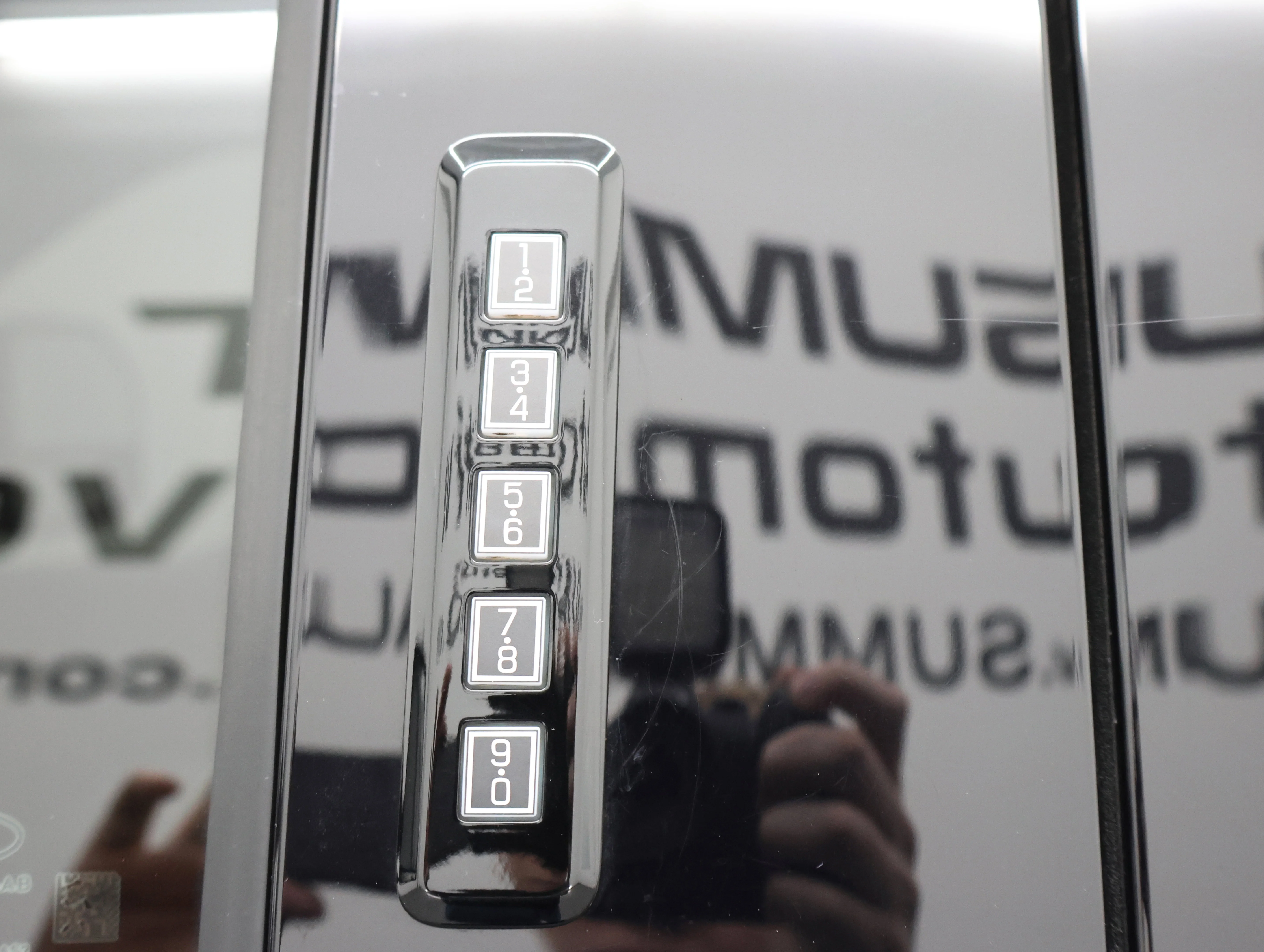 Used 2024 Agate Black Metallic Ford XLT image 34