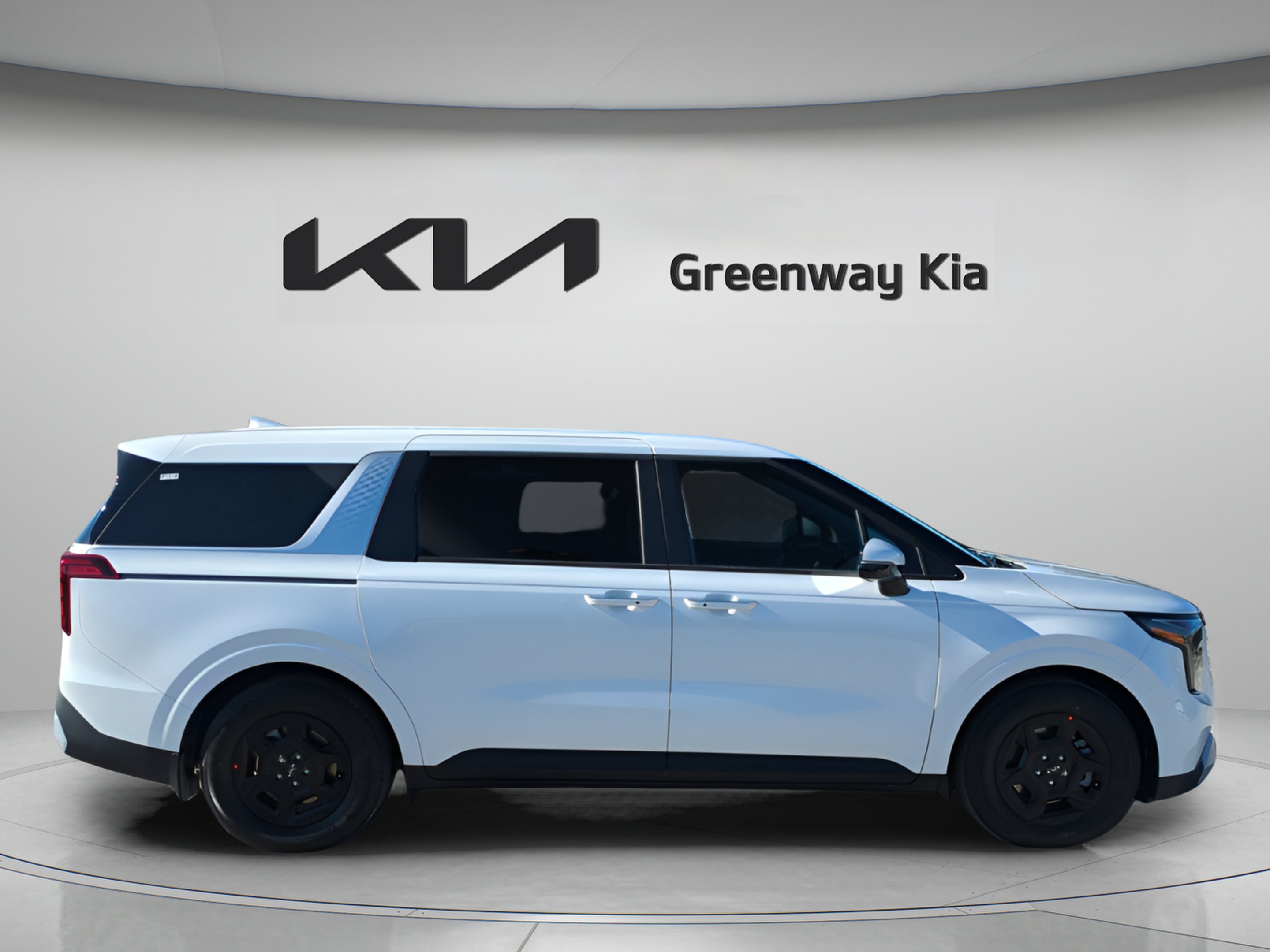 New 2026 Snow White Pearl Kia LXS image 9