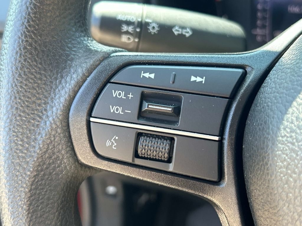 Used 2023 Red Honda LX image 18