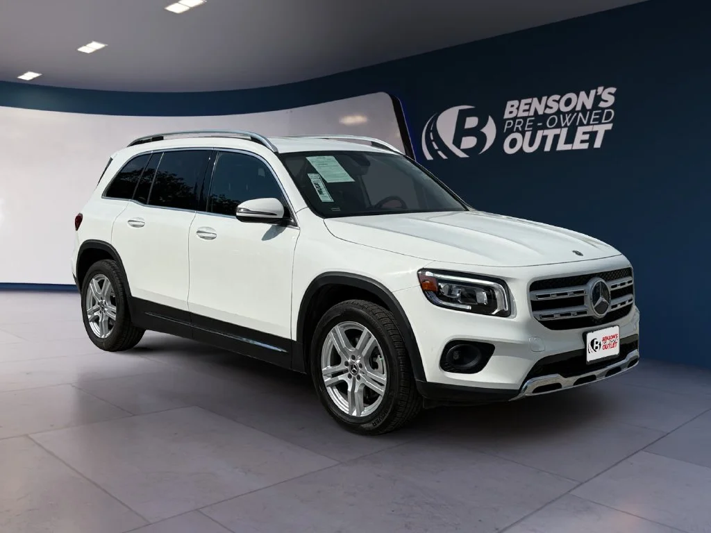 Used 2023  Mercedes-Benz GLB 250 image 7