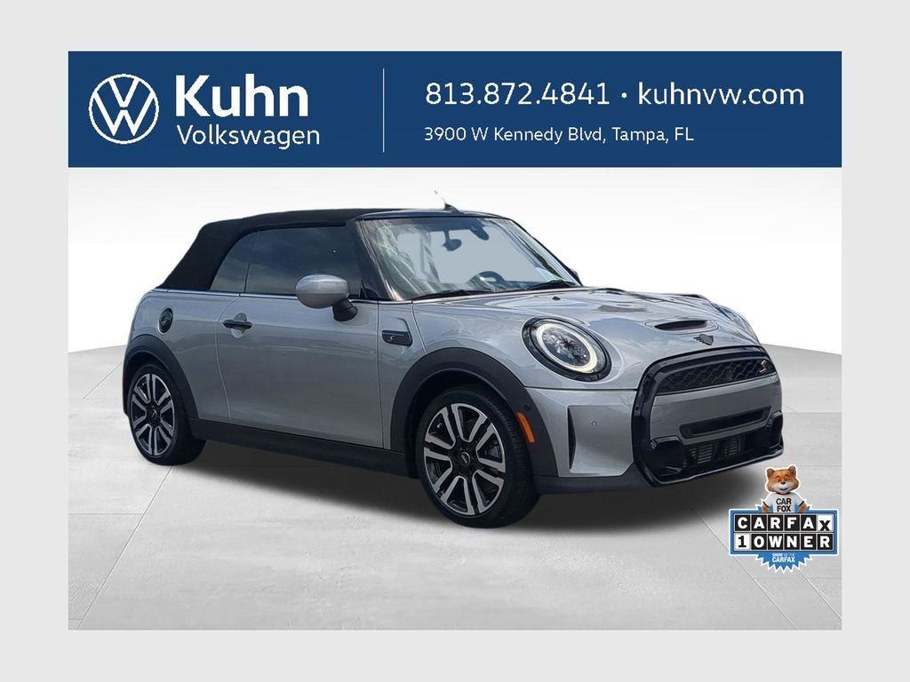 Used 2024 Silver MINI Iconic image 1