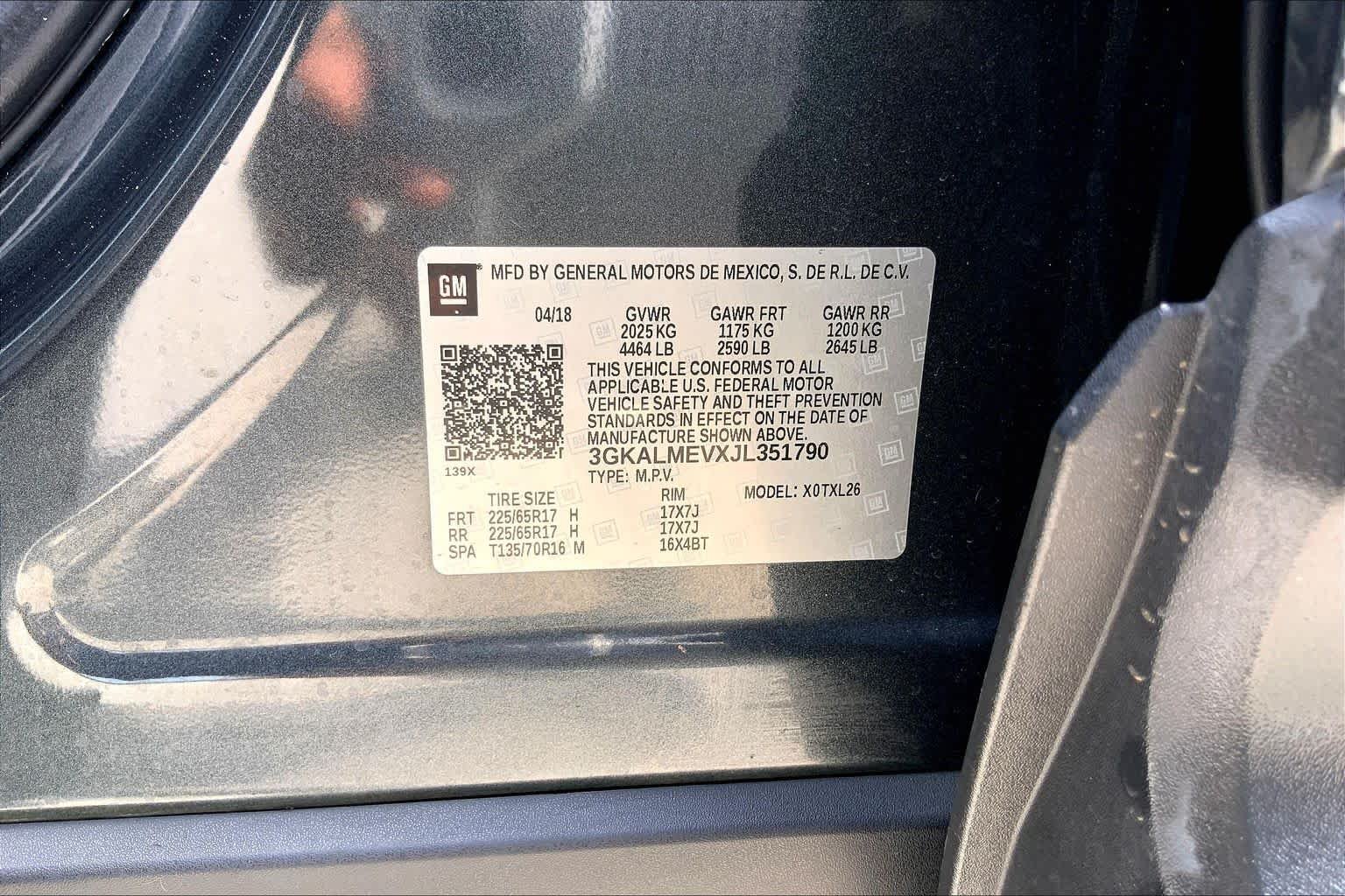 Used 2018 Graphite Gray Metallic GMC SLE image 36