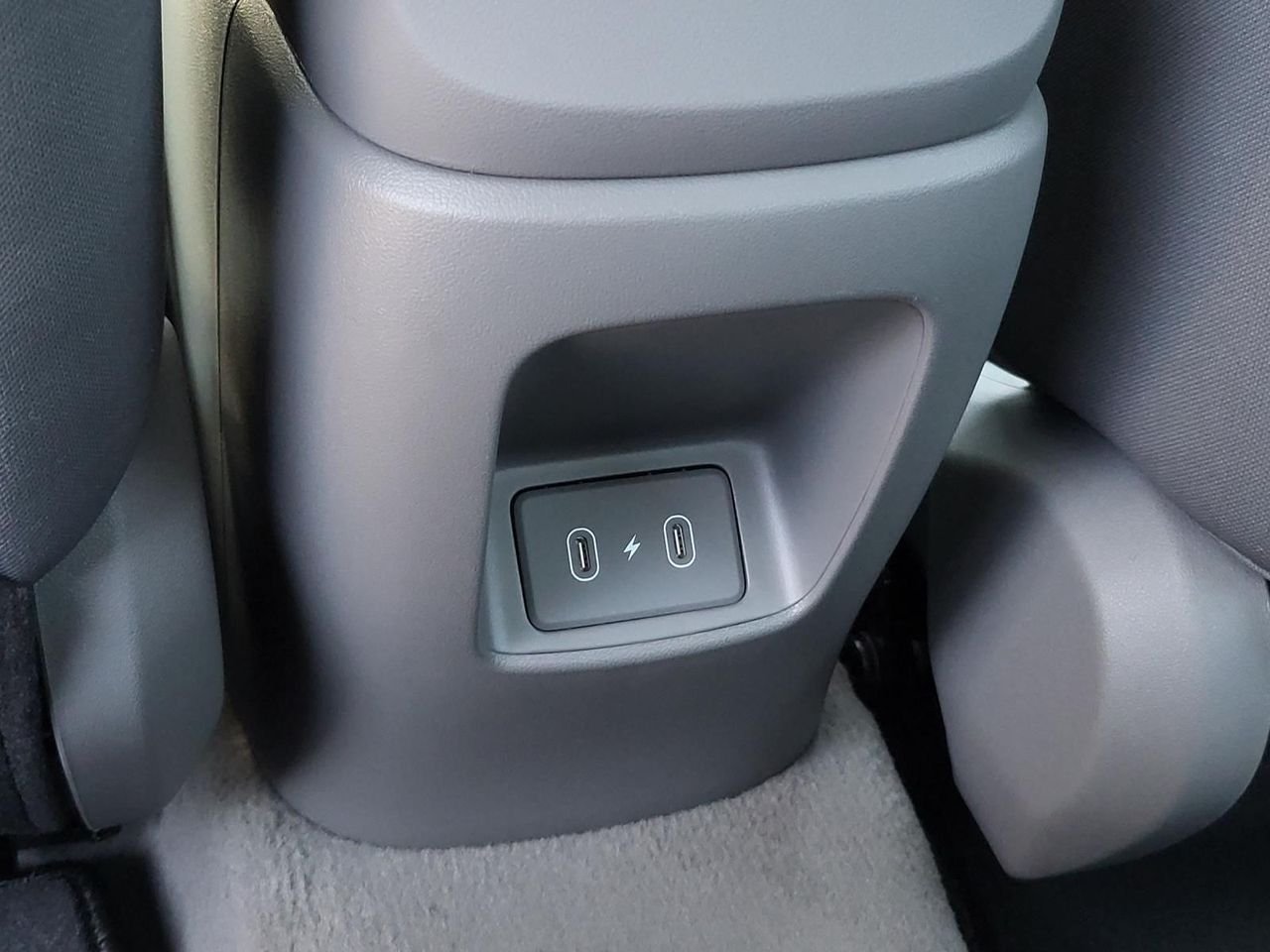 New 2026 Amazon Gray Hyundai SEL Sport image 10