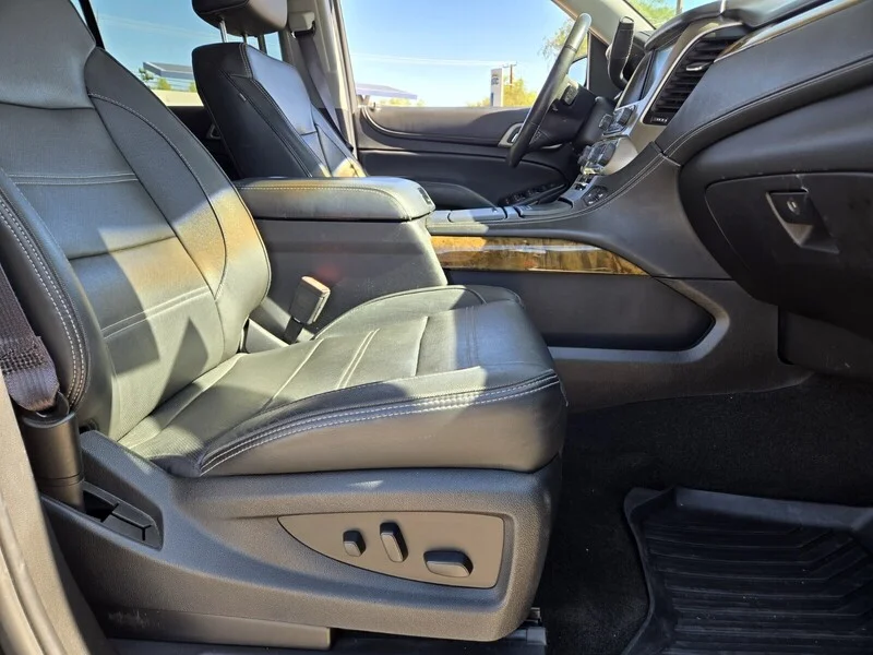 Used 2017 Onyx Black GMC Denali image 14