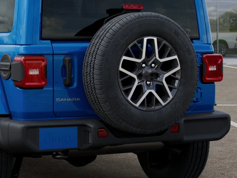 New 2026 Hydro Blue Pearl-Coat Exterior Paint Jeep Sahara image 40