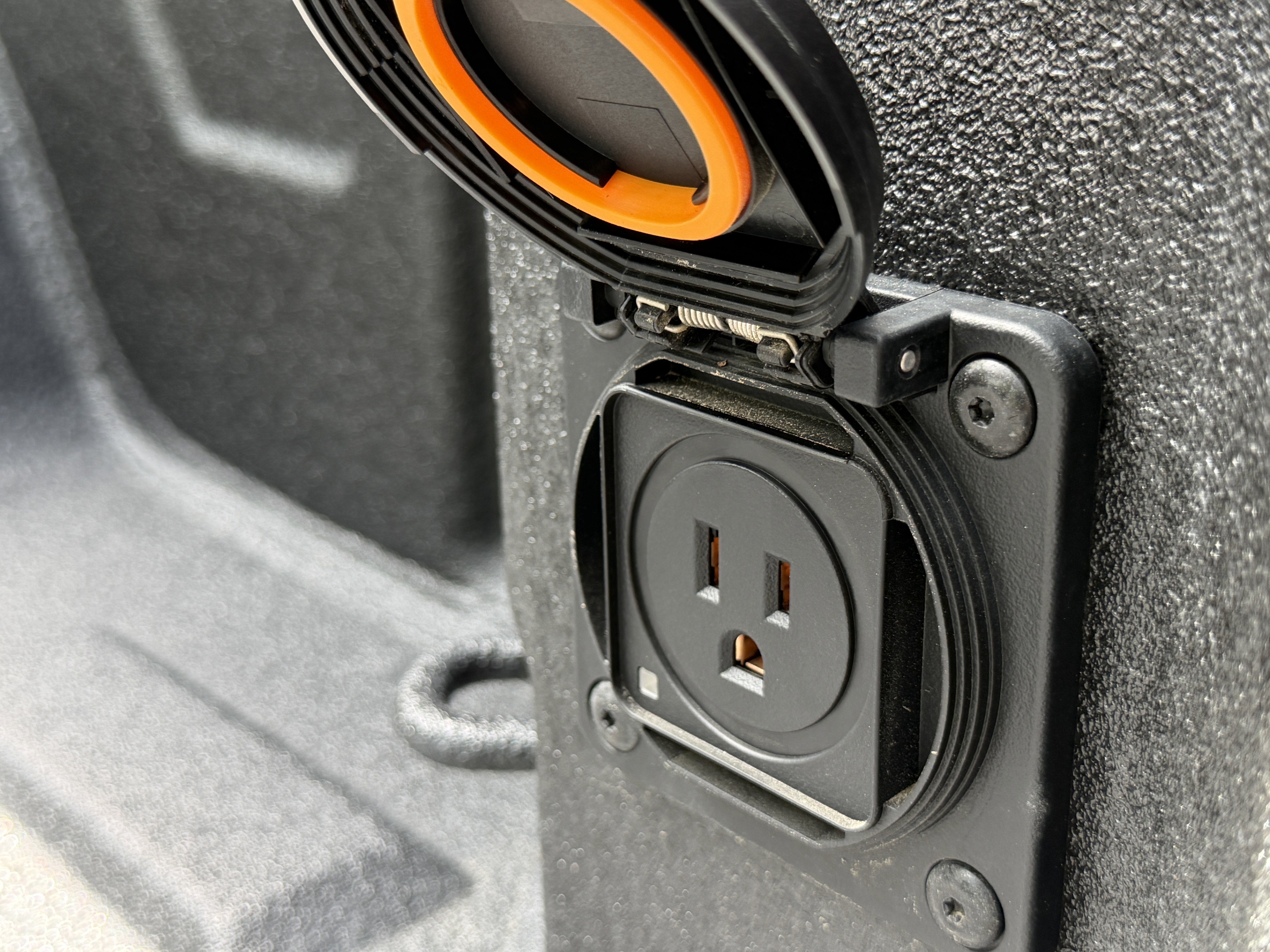 2026 GMC Sierra 1500 AT4X - Photo 12
