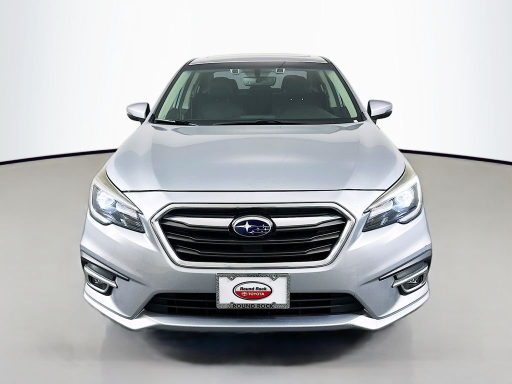 Used 2018 Silver Subaru 2.5i image 2