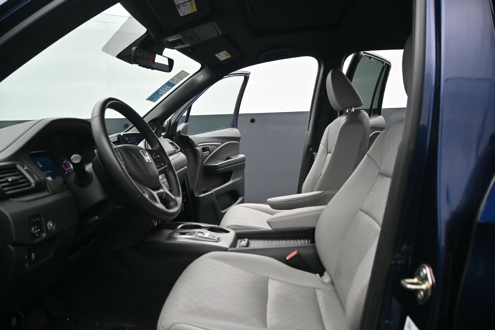 Used 2020 Blue Honda Ex-L image 21