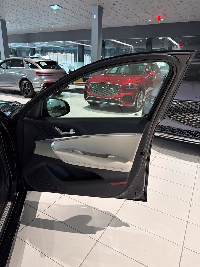 2026 GENESIS G70 Standard - Photo 20