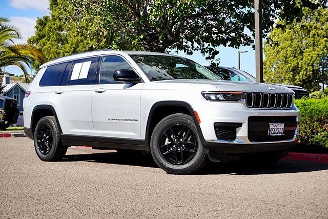2023 Jeep Grand Cherokee L Laredo
