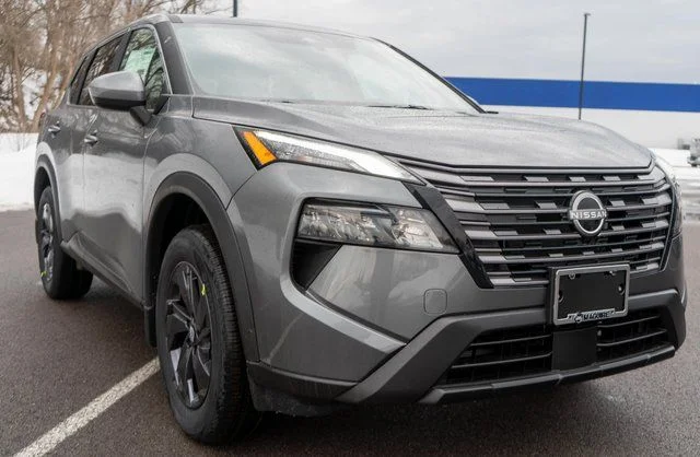 New 2026 Gun Metallic Nissan SV image 4