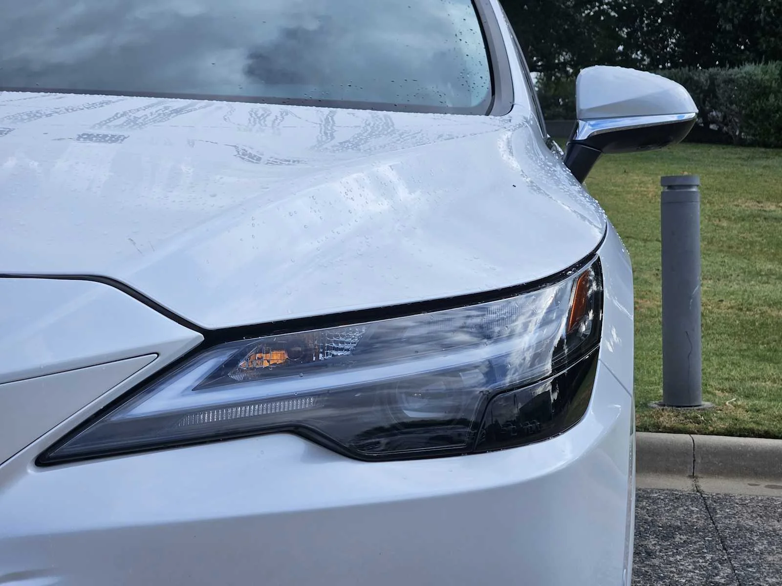 Certified Used 2025 EMINENT WHITE PEARL Lexus Premium Plus image 6