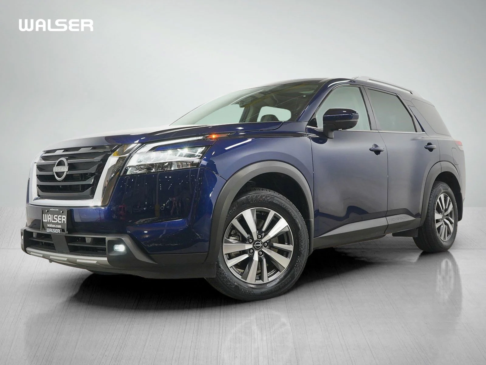 2024 Nissan Pathfinder SL 4WD's photo