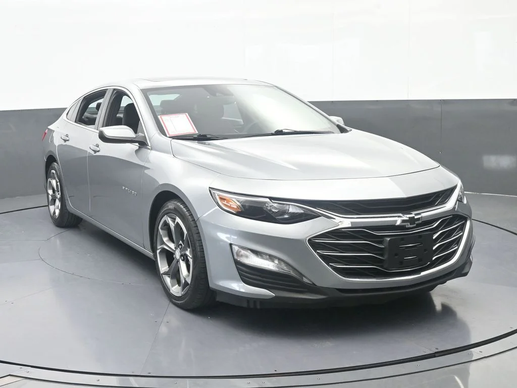 Used 2024 Sterling Gray Metallic Chevrolet LT image 8