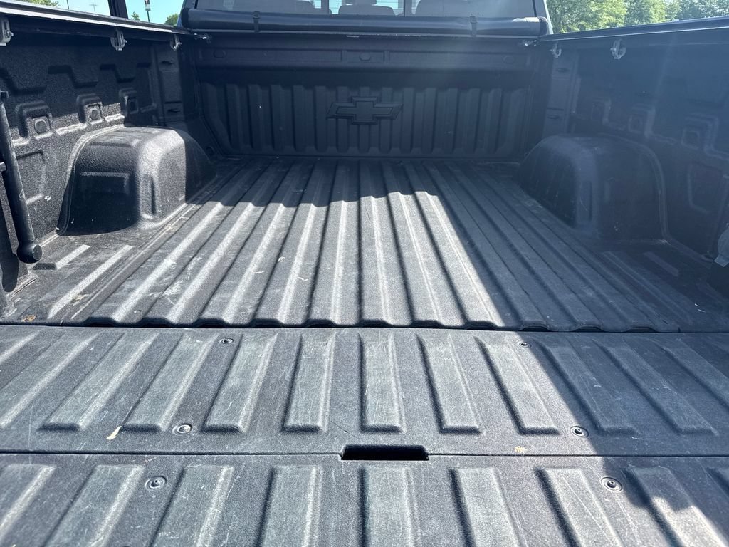 Used 2021 BLACK Chevrolet LT Trail Boss image 21