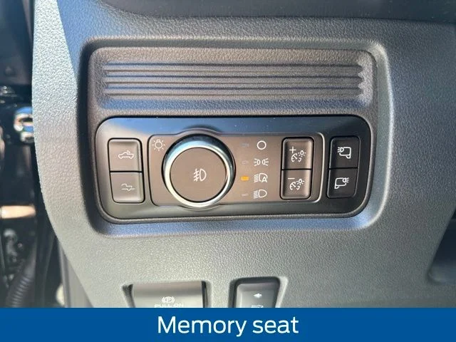 New 2026 Agate Black Metallic Ford F-250® Platinum® image 18