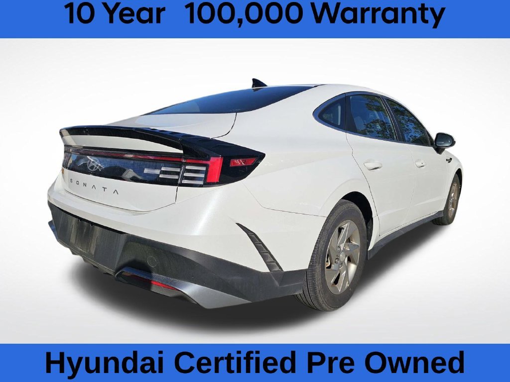 Certified Used 2025 White Hyundai SE image 16