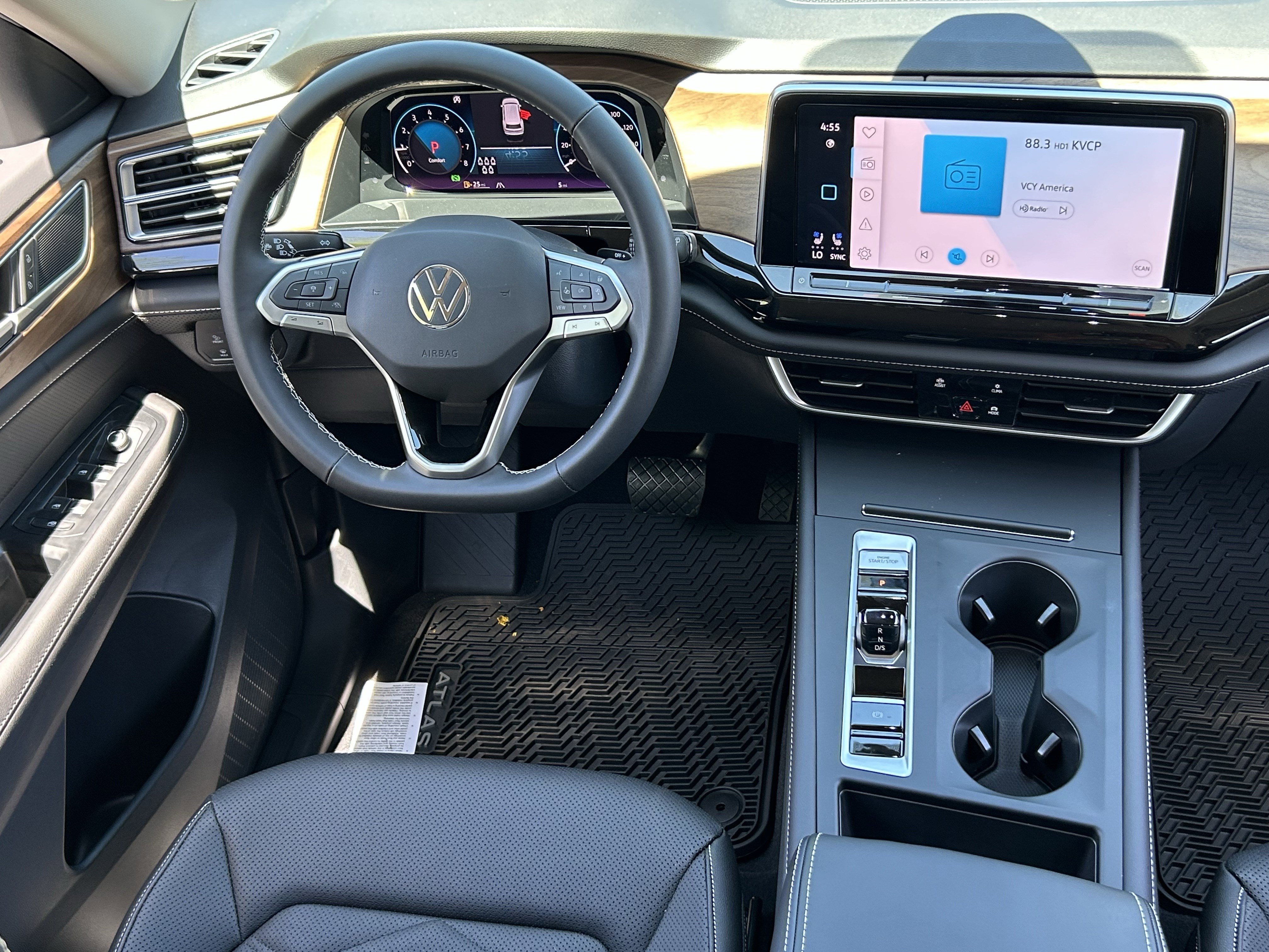 New 2026 Deep Black Pearl Volkswagen 2.0T SE image 11