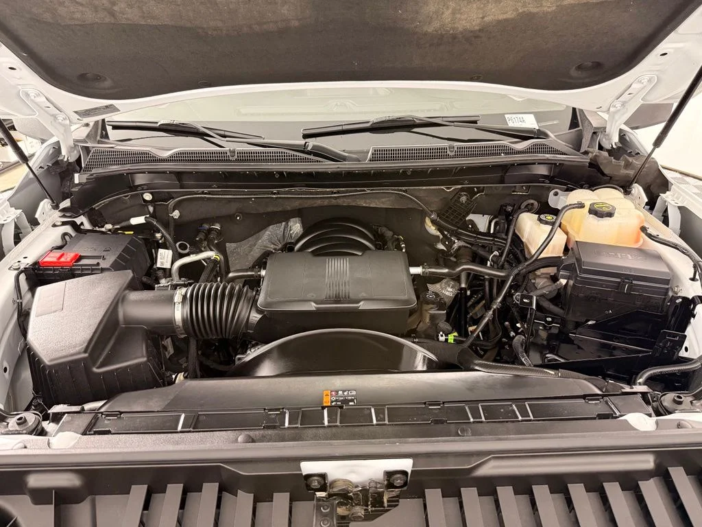 Used 2025 White GMC Pro image 29