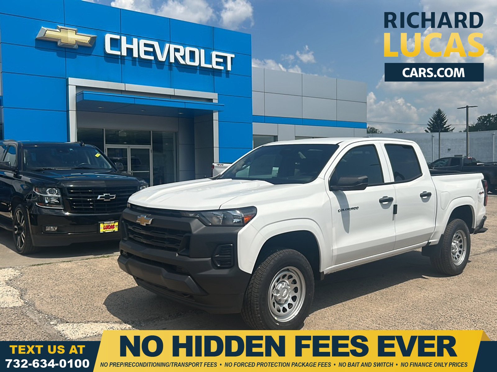 Summit White 2026 Chevrolet Colorado Pickup Truck Four-Wheel Drive