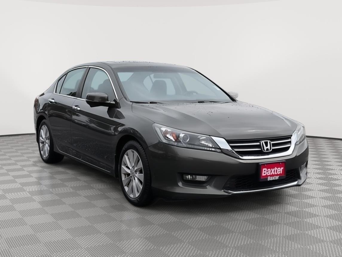 Used 2014  Honda EX image 1