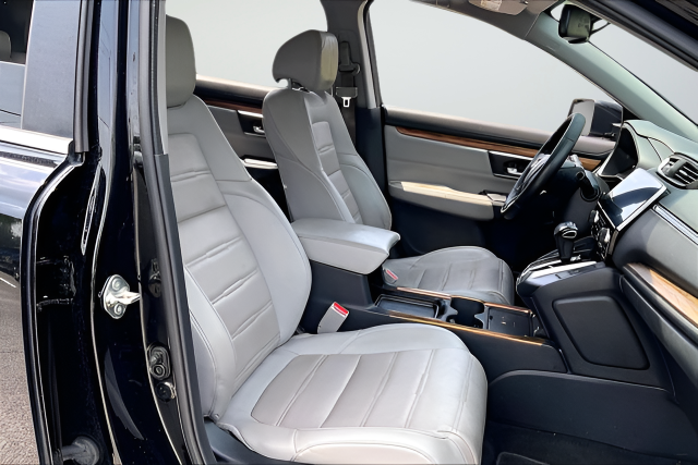 Used 2020  Honda Touring image 26