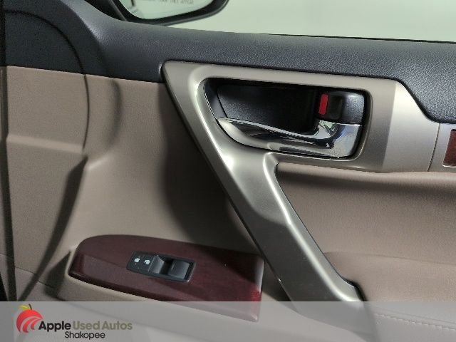 Used 2014 Red Lexus 460 image 43