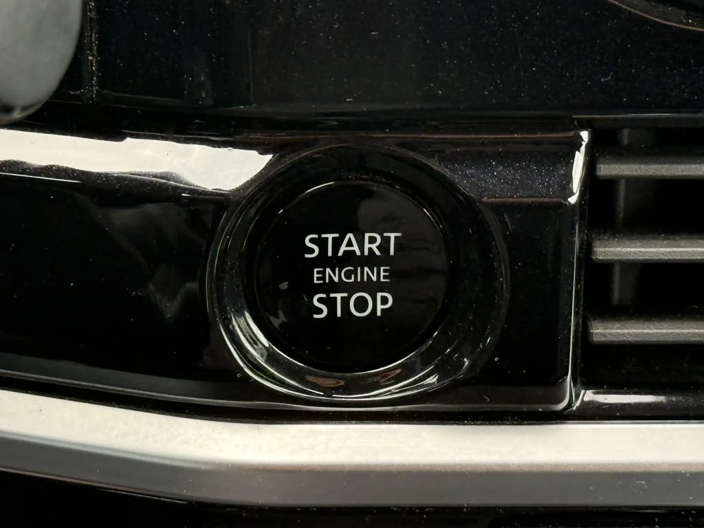 Used 2025 White Nissan SV image 28