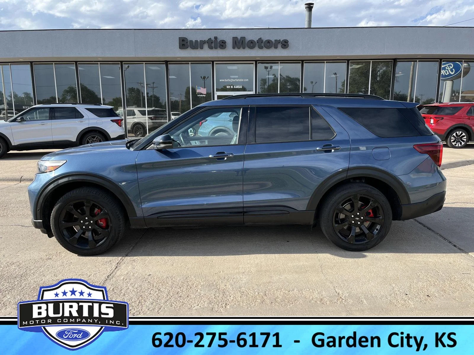 2020 Ford Explorer ST 4WD's photo