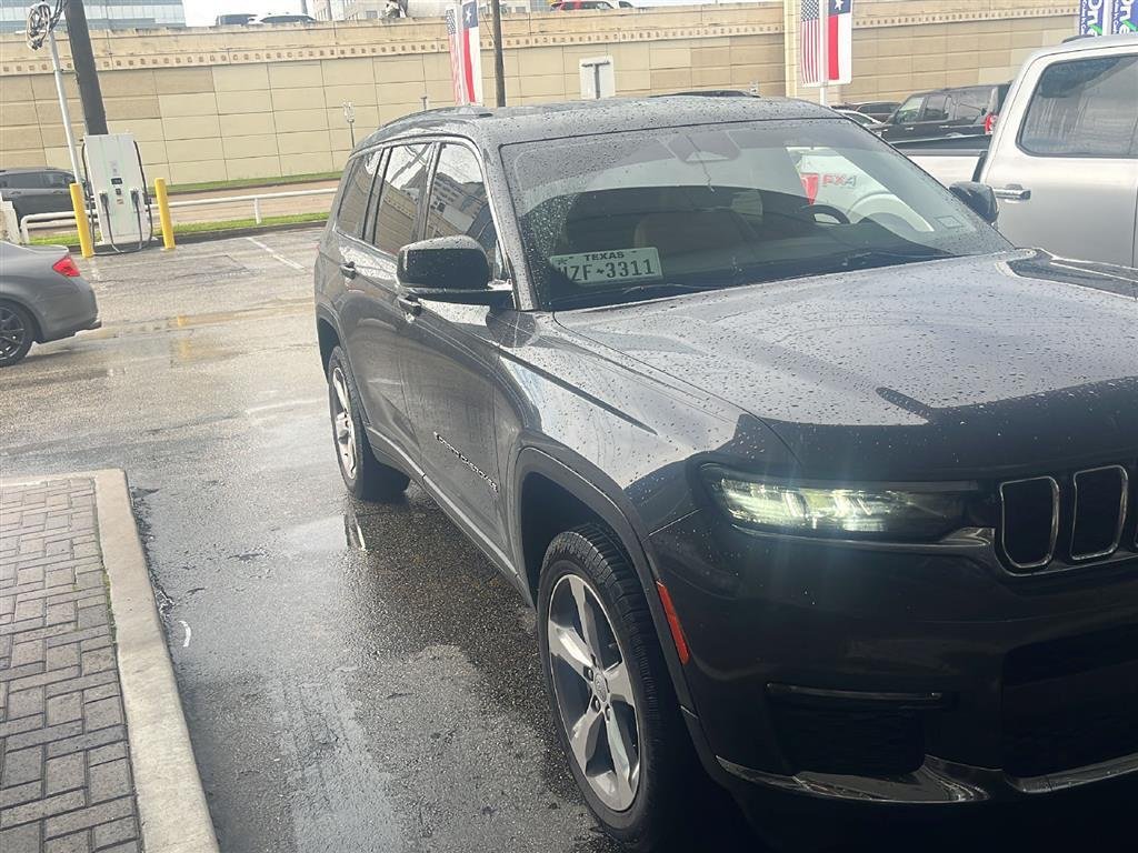 2022 Jeep Grand Cherokee L Limited's photo