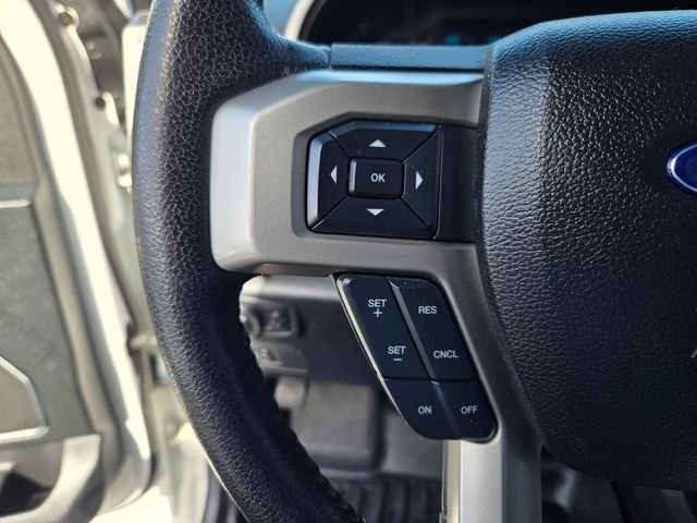 Used 2016 White Ford Lariat image 19