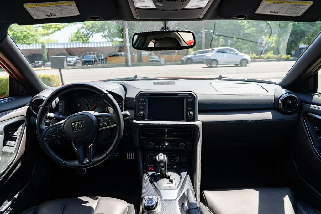 Used 2020 Red Nissan Premium image 10
