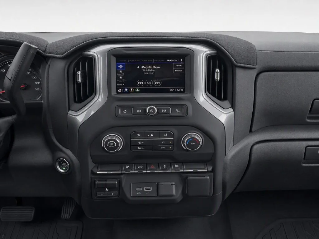 Used 2024 Black Chevrolet Custom image 28