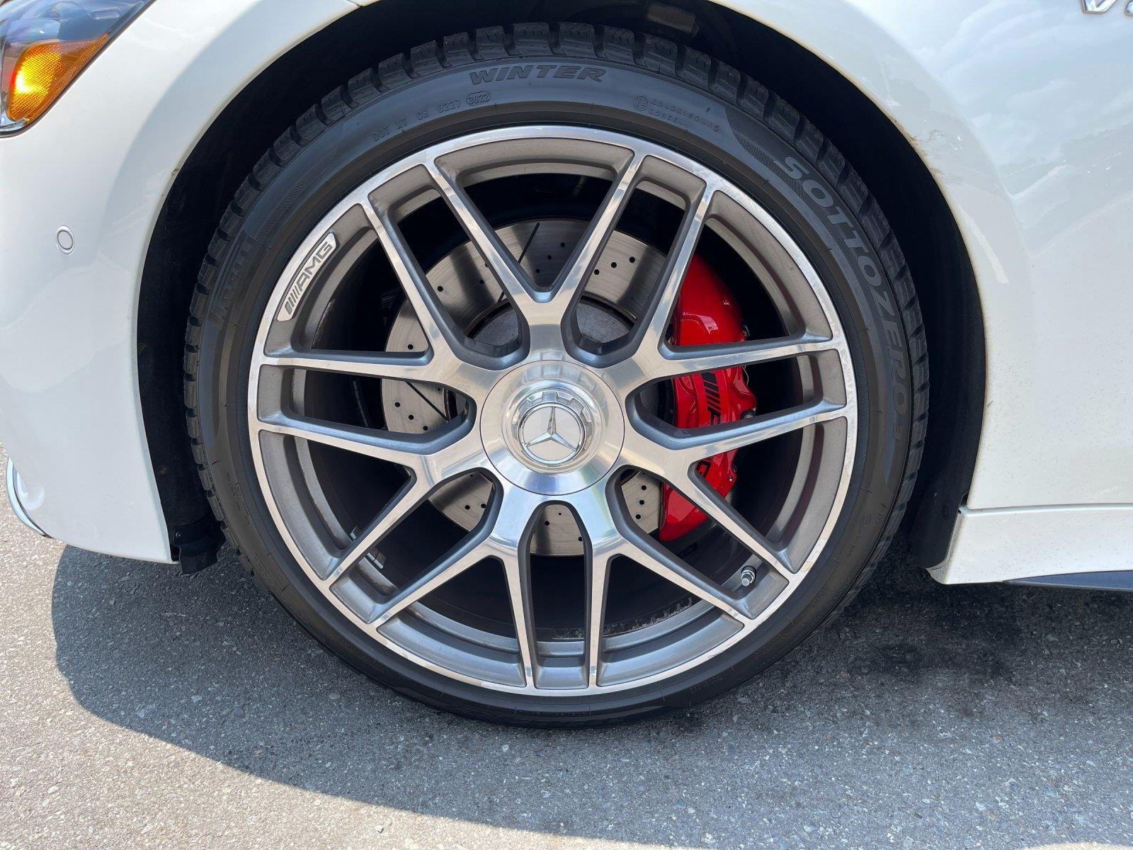 Used 2021 designo Diamond White Metallic Mercedes-Benz AMG® GT 63 image 10