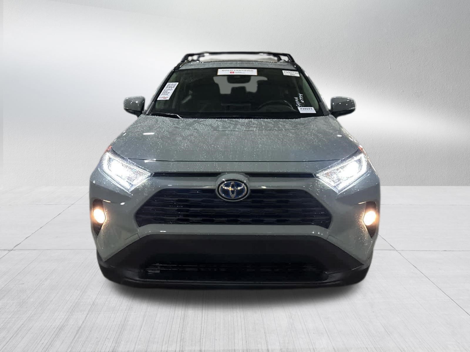 Used 2021 Lunar Rock Toyota Hybrid XLE image 2