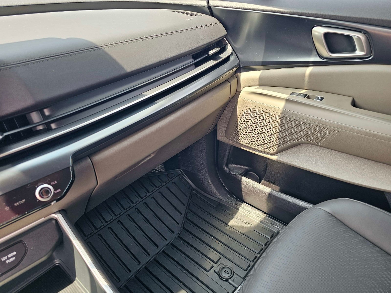 New 2026 Aurora Black Pearl Kia LXS image 26