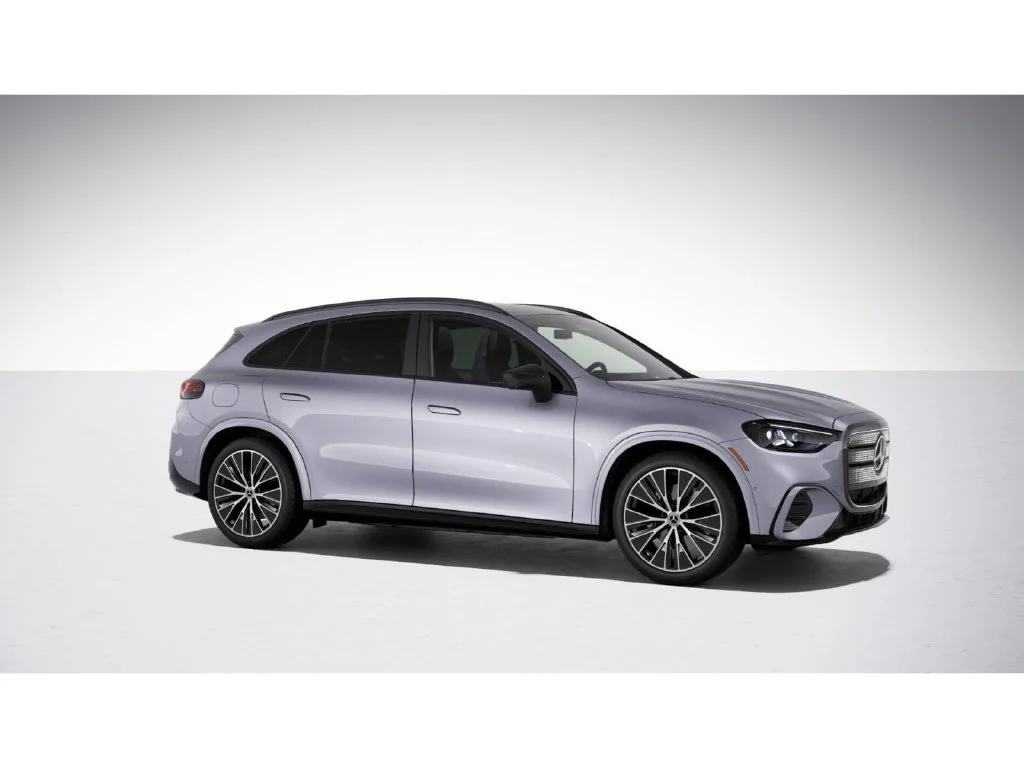 New 2027 Silver Mercedes-Benz GLC 400 image 13