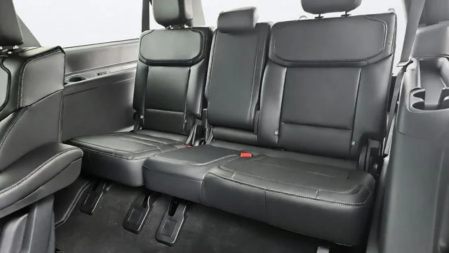 New 2026 Glacier Gray Metallic Tri-Coat Ford MAX Platinum® image 48