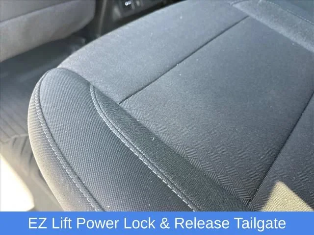 Used 2024 Summit White Chevrolet Custom Trail Boss image 23