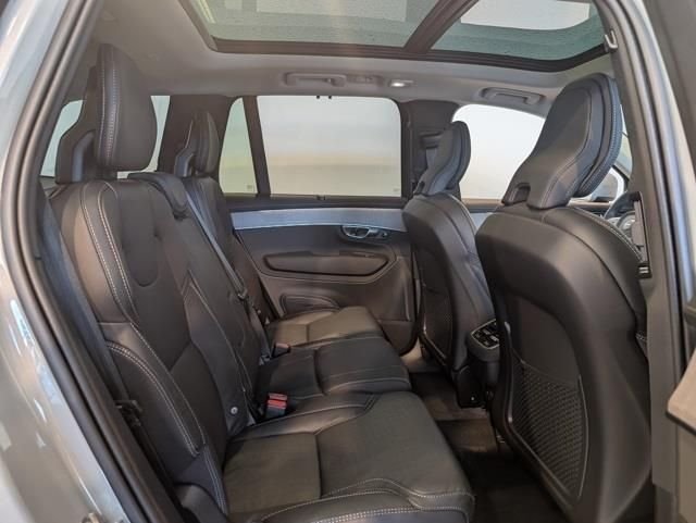 2026 Volvo XC90 Ultra - Photo 28