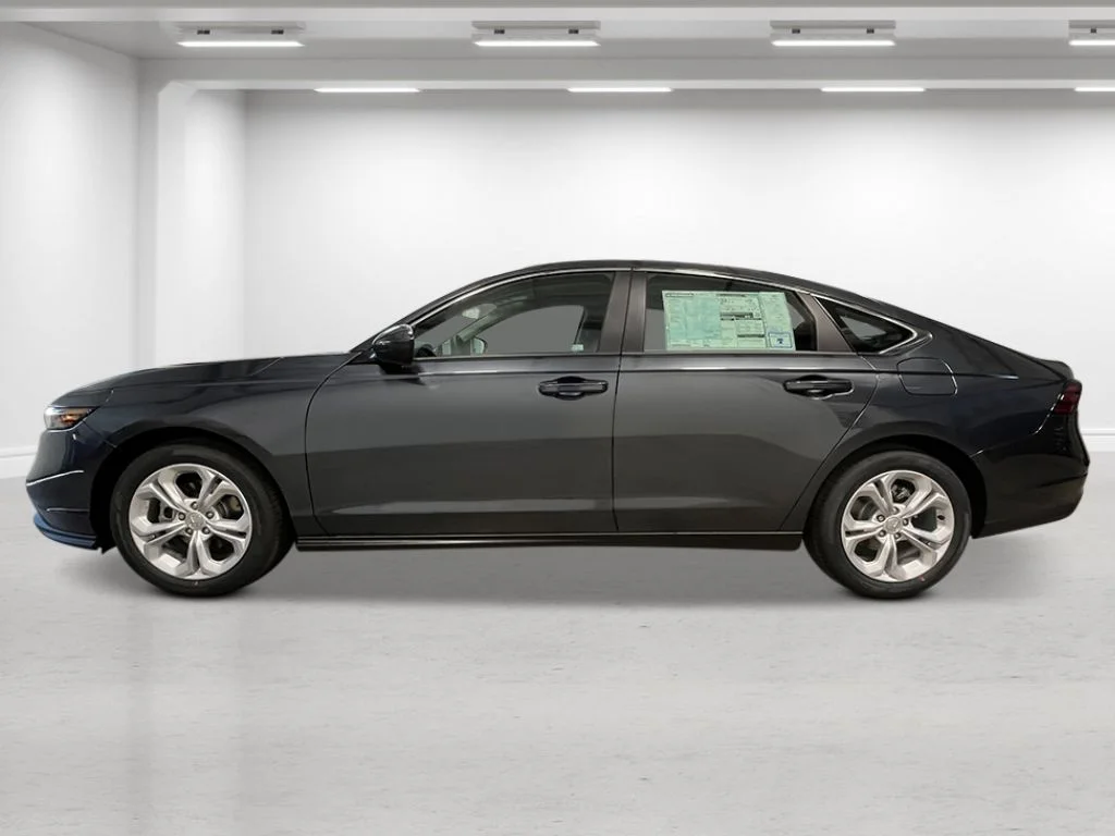 New 2026 Meteorite Gray Metallic Honda LX image 2