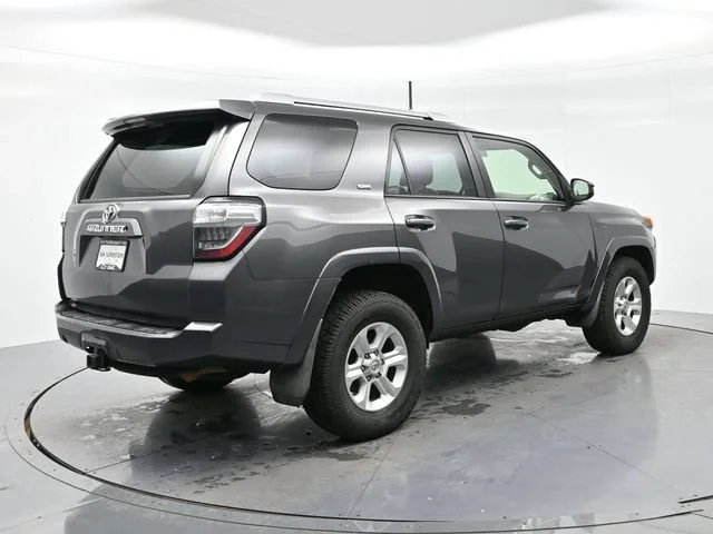 Used 2014 Magnetic Gray Met Toyota SR5 image 7